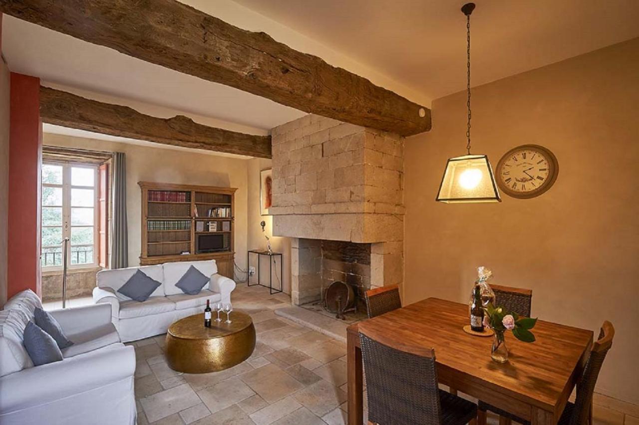 Gite Le Logis - Manoir Le Plessix Madeuc Corseul Екстер'єр фото
